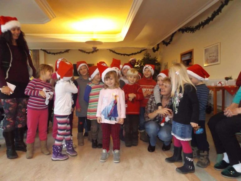 Weihnachtsbesuch im Advent im Cura Seniorencentrum