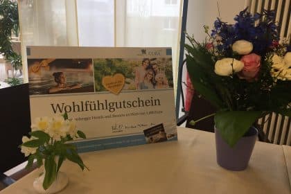 Besucherin des Cura Seniorencentrums Bergedorf gewinnt 1000€ Gutschein!!!