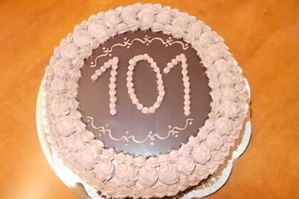 Herzlichen Glückwunsch zum 101. Geburtstag